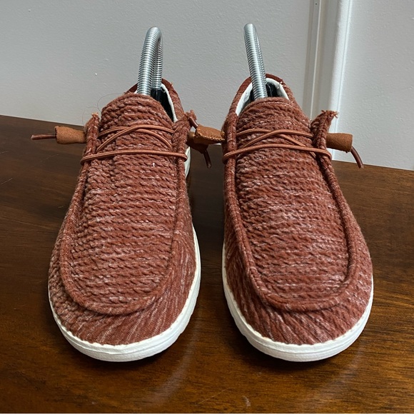 Hey Dude Wendy Stretch Rust Slip On Shoe Women’s Size 6 - Picture 4 of 10